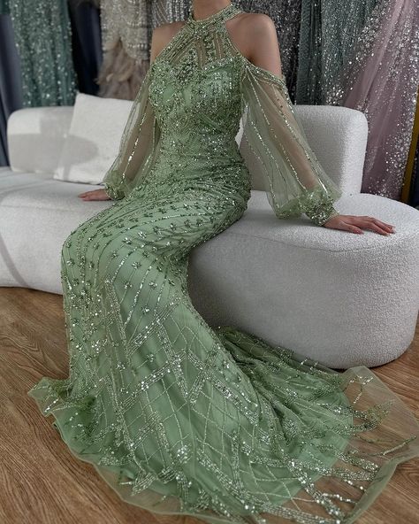 Sage Green Gown, Satin Mermaid Dress, Dress For Formal, Sequin Ball Gown, Fairytale Gown, Latest Bridal Dresses, Pretty Princess, Princess Dresses, Ball Gowns Evening