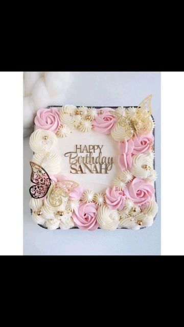 𝑨𝒎𝒓𝒓𝒊𝒕 𝑷𝒓𝒆𝒆𝒕 on Instagram: "Such fun little tray cakes. This one was eggless vanilla cake with American vanilla bean buttercream. @chocolateyummies @cricutyummies" Flower Cake Design, Vanilla Bean Buttercream, Flat Cakes, Pink Sheets, Sheet Cakes, Baby Cakes, Cake Decorating Tips, Sheet Cake, Pretty Cakes