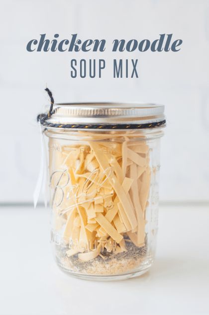 5 Last Minute Gift Ideas Soup Mixes In A Jar, Mixes In A Jar, Soup Mix In A Jar, Homemade Soup Mix, Mason Jar Soup, Dry Soup Mix, Mix In A Jar, Coconut Curry Soup, Soup In A Jar