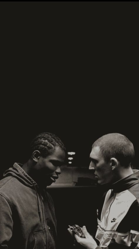 La Haine Wallpaper Iphone, La Haine Aesthetic, La Haine Wallpaper, Skater Photoshoot, Cinema Wallpaper, Image Dbz, Movie Shots, Movie Posters Minimalist, Alternative Movie Posters