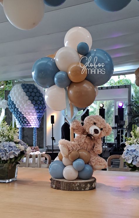 Teddy Bear Baby Shower Centerpiece, Balloon Circle, Teddy Bear Baby Shower Theme, Theme Bapteme, Hot Balloon, Safari Baby Shower Boy, Boy Baby Shower Centerpieces, Miami Party, Classy Baby Shower