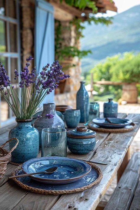 Outdoor Table Decor, Outdoor Dinner Parties, Beautiful Tablescapes, Table Decor Ideas, Outdoor Dining Spaces, Mesa Exterior, Summer Tables, Outdoor Table Settings, Table Set Up