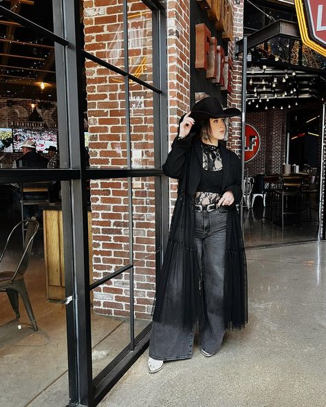 yeehaw indeed 🤠 outfit inspo, nuuly, ootd, fit check, western outfit, cowgirl style, outfit of the day, style inspiration, wide leg jeans Western All Black Outfit, Black Western Fashion, Goth Rodeo Outfit, Dark Western Aesthetic Outfits, Gothic Cowgirl Outfit, Dark Western Outfits, Goth Country Outfits, Goth Western Aesthetic, Goth Cowgirl Outfit