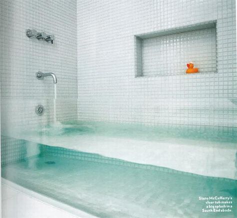 bathtub Transparent Bathtubs by Stern McCafferty Is Great for Voyeurs and Exhibitionists Glass Bathtub, Edge Pool, Bad Design, Dream Bathroom, House And Home Magazine, Beautiful Bathrooms, Dream Homes, Apartment Therapy, My Dream Home