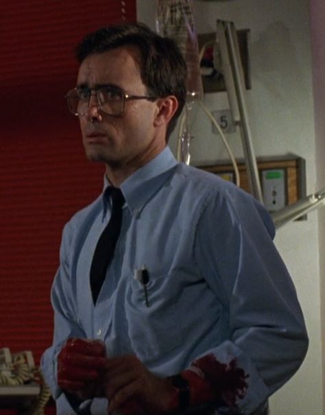 no way this guy is straight, very (not) sorry to break it to you herbert gurlies Herbert West Reanimator, Herbert West Cosplay, Herbert West Icon, The Reanimator, Grape Emoji, Anna Davis, Herbert West, Science Movies, Jeffrey Combs