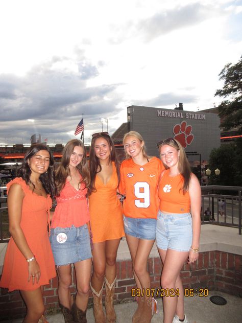 Clemson Aesthetic, Clemson Gameday Outfit, Clemson Gameday, Clemson Outfits, Umass Amherst, Gameday Outfits, Safety Net, Game Day Outfit, Clemson University