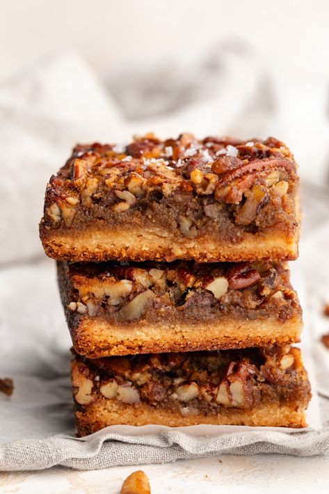 Healthy Gluten-Free Pecan Pie Bars Gf Pecan Pie Recipe, Gluten Free Pecan Bars Recipe, Pecan Pie Bars Gluten Free, Gluten Free Deserts Healthy, Gf Pecan Pie Bars, Healthy Pecan Bars, Thanksgiving Dessert Healthy, Gluten Free Pecan Bars, Gluten Free Dairy Free Christmas Recipes