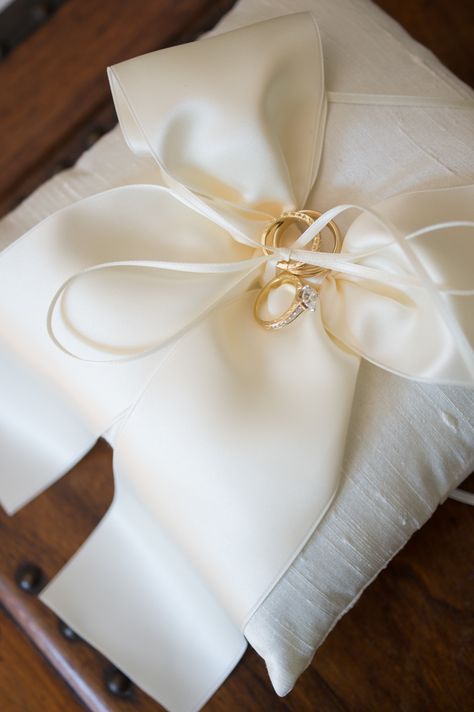 Classic White Ring Pillow -- See the wedding: http://www.StyleMePretty.com/2014/06/04/classic-new-england-beach-club-wedding/ Photography: CarlaTenEyck.com Ring Boy Pillow, Bride Essentials, New England Beach, Beach Club Wedding, England Beaches, Wedding Pillow, Citrus Wedding, Marry Your Best Friend, 2025 Wedding