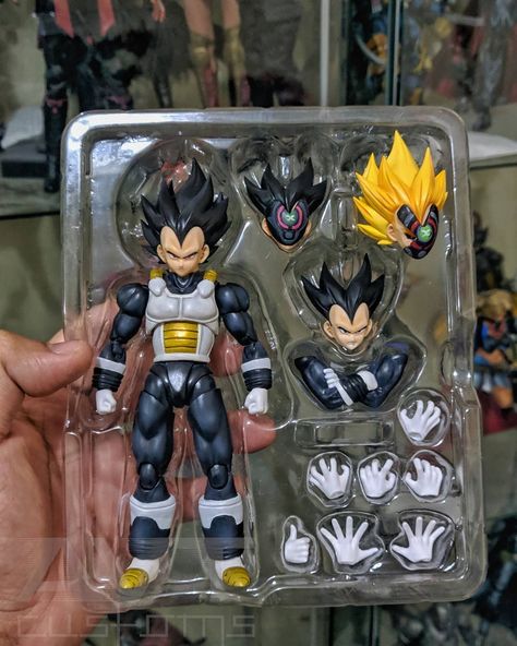 Aleix Teodoro on Instagram: “Custom Time Breaker Vegeta with evil Saiyan form completed! # # # # # # # # #dragonballz #dragonballsuper #dragonball #dbz #dbs #dbgt…” Goku Toys, Dbz Action Figures, Dbz Toys, Vegito Gogeta, Deadpool Action Figure, Super Saiyan Blue, Dragon Ball Painting, Marvel Action Figures, Fun Party Games