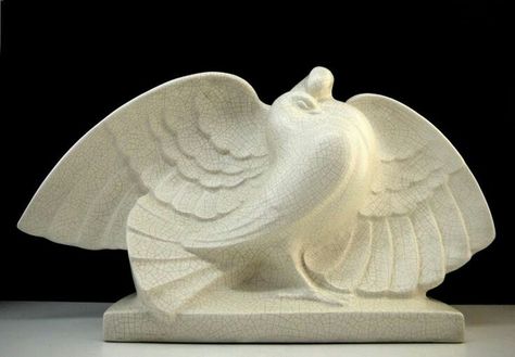 Art Deco Design Inspiration, Art Deco Animals, Art Deco French, Art Deco Sculpture, Relief Sculpture, Art Deco Lighting, Glaze Ceramics, New Ceramics, Glass Light