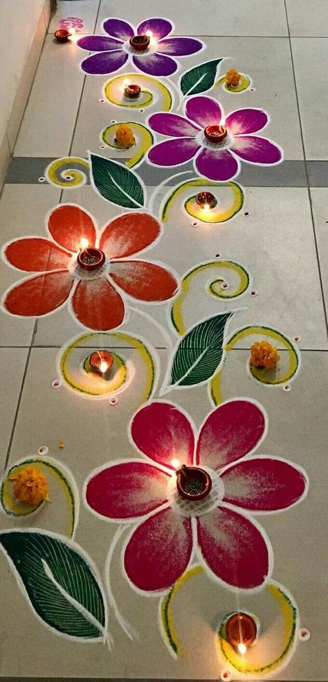 Simple Colorful Rangoli, Big Unique Rangoli Designs, Simple Color Rangoli, Easy Cute Rangoli, Most Beautiful Rangoli Designs, Big Diwali Rangoli Designs Unique, Diwali Rangoli Image, Rangoli Painting Design, Flower Design Rangoli Diwali