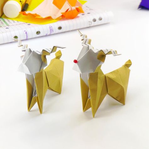 Origami Reindeers - new design - tutorial link in my bio 🙂😁 #origami #reindeer #origamireindeer #christmasorigami #origamichristmas #paperfolding #papercraft #paperkawaii #foldoftheday #instaorigami #diy #crafts #rudolph Origami Reindeer, Origami Christmas Ornament, Paper Kawaii, Origami Gift Box, Paper Folding Crafts, Origami Star Box, Origami Gifts, Origami For Beginners, Origami Fish