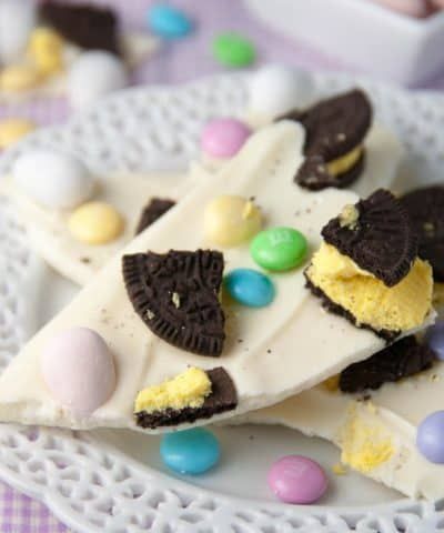 Easter Bark Recipe, Easter Chocolate Bark, Easter Bark, Triple Chocolate Cheesecake, Easy Easter Treats, White Chocolate Bark, Coconut Cheesecake, Coconut Frosting, Bark Recipe