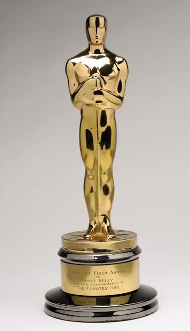 Oscar Statue, Oscar Trophy, Award Display, Trophies And Medals, Oscar Award, Korean Best Friends, Trophy Design, Dream Music, Awards Trophy