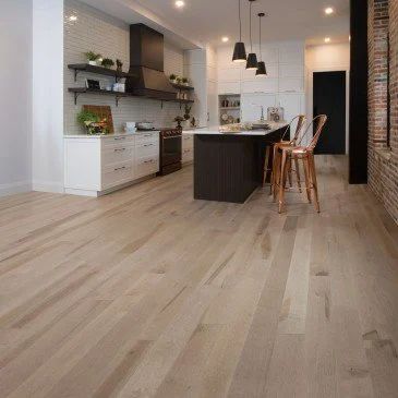 For the Highest Quality, Select Mirage Hardwood Floors Prefinished Hardwood Floors, Prefinished Hardwood, Maple Floors, Modern Flooring, Floor Molding, Hardwood Plywood, Flooring Trends, La Rive, Maple Hardwood