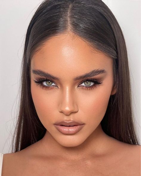 Dark Makeup Looks For Blue Eyes, Green Brown Makeup Look, Make Up For Brunettes With Green Eyes, Smoky Eyeshadow Green Eyes, Black Tie Makeup Looks Green Eyes, Hairstyles For Green Eyes, Prom Make Up For Green Eyes, Prom Makeup For Green Eyes Black Dress, Make Up For Blue Eyes Brunette