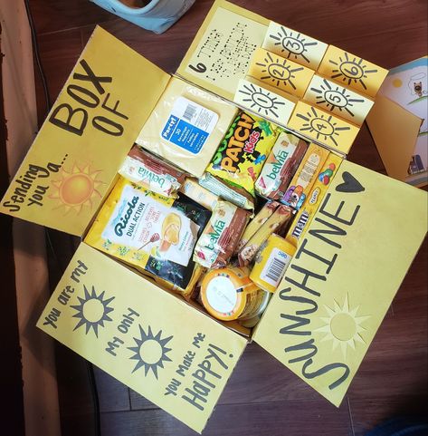 Box Of Sunshine For Men, Breakup Care Package Friends, Care Package Deployment, Breakup Gifts For Friends Care Packages, Deployment Box Ideas, Breakup Basket Friends, Breakup Basket, Yellow Care Package, Breakup Care Package