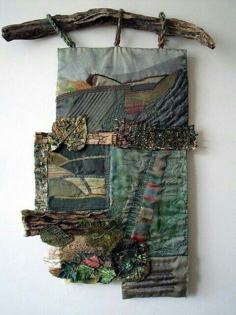 Quilt Modernen, Creative Textiles, Landscape Quilts, South Yorkshire, Textile Fiber Art, Fibres Textiles, Art Textile, Textile Artists, Mixed Media Collage