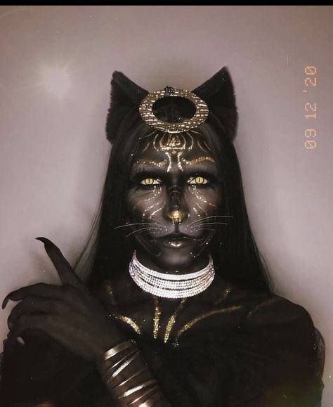 Black Cat Makeup, Egyptian Halloween, Theater Art, Cat Makeup Halloween, Makeup Companies, Cat Cosplay, Special Fx Makeup, Face Painting Halloween, Fx Makeup