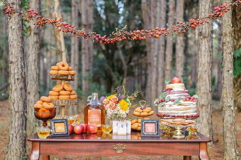 dessert table - photo by Sarah and Ben Photography http://ruffledblog.com/fantastic-mr-fox-wedding-inspiration Wes Anderson Wedding, Fox Birthday Party, Fox Party, Fox Wedding, Fox Birthday, Fox Baby Shower, Table Setting Inspiration, Fantastic Mr Fox, Fantastic Baby