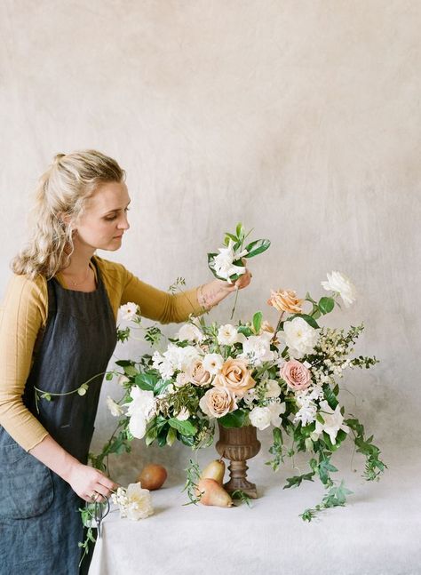 Florist Photography Ideas, Floral Photo Shoots, Florist Photography, Shop Photoshoot, Florist Brand, Floral Branding, Anna Lee, Beautiful Wedding Flowers, Huntsville Alabama