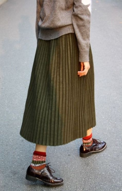 Quoi Porter, Big Sweaters, Patterned Socks, Soft Grunge, 가을 패션, Look Vintage, Mode Vintage, Mode Inspiration, Looks Style