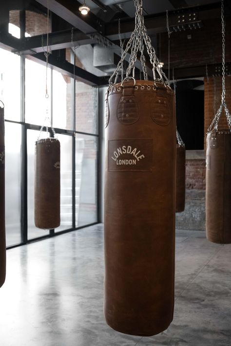 Scrapper Aesthetic, Boxing Asethic, Brown Gym Aesthetic, Boxing Ring Aesthetic, Punching Bag Aesthetic, Boxing Gym Aesthetic, Track Workout Training, Muay Thai Gym, Boxing Punching Bag