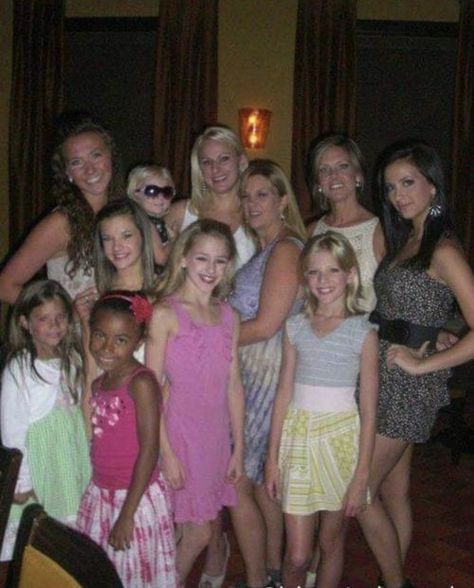 "Dance Moms" Season 1 Premiere | Chloe Lukasiak Wiki | Fandom Chloe Lukasiak Season 1, Season 8 Dance Moms, Rare Dance Moms Photos, Dance Moms Behind The Scenes Photos, Dance Moms Moms, Dance Moms Rare Pictures, Chloe Lukasiak Dance Moms, Dance Moms Rares, Dance Moms Christi