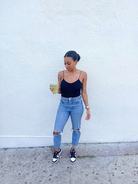 Spring fashion, black body suit, ripped jeans, panda dunks, dunk low Black Women Spring Fashion, Dunks For Women, Spring Fashion Black Women, Outfits With Panda Dunks, Women Dunks, Low Dunks Outfit, Dunk Low Outfit Women, Dunks Outfits, Dunks Outfit Woman