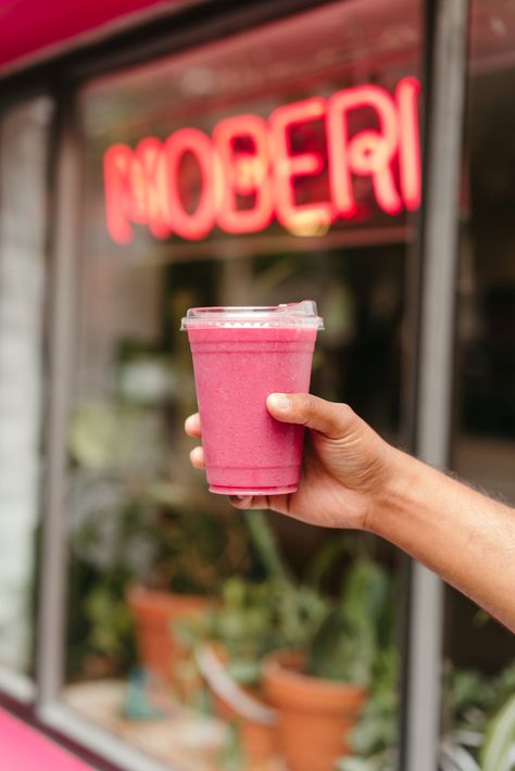 Smoothie Pictures Instagram, Juice Bar Photography, Juice Bar Instagram Feed, Juice Pictures Instagram, Smoothie Bar Aesthetic, Smoothie Photoshoot, Smoothie Branding, Smoothie Design, Smoothie Instagram