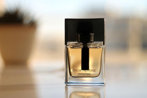 Dior Homme Intense, Small Images, Man Fashion, Christian Dior, Scents, Perfume Bottles, Dior, Chanel, Fragrance