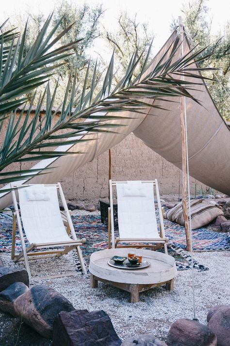 Desert Glamping, Desert Morocco, Beach Mood, Luxury Glamping, The Sahara Desert, Modern Vintage Decor, Vintage Lifestyle, Morocco Travel, Sahara Desert