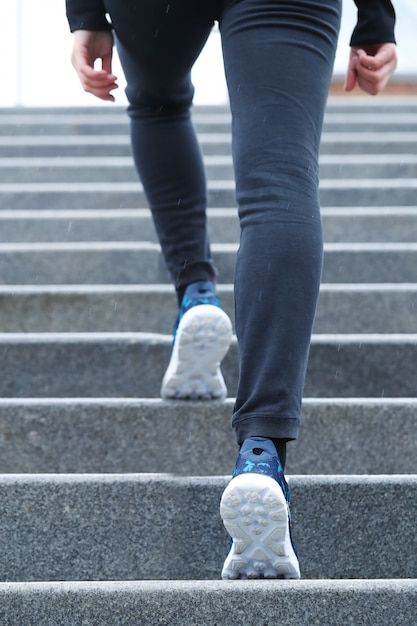 Free photo woman climbing the stairs. | Free Photo #Freepik #freephoto #running #running-sport #fitness-running #running-exercise Woman Climbing, Pure Life, Wellness Community, Stair Climbing, Photo Woman, Filtered Water, Bridal Silk Saree, Water Filters, Eco Friendly Living