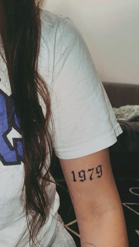 Small Tattoos Birth Dates, Big Number Tattoo, 1979 Tattoo Ideas, 1989 Tattoo Number, 1984 Tattoo Ideas, Number Tattoos For Women, Gothic Number Tattoo, Jersey Number Tattoo, 1970 Tattoo