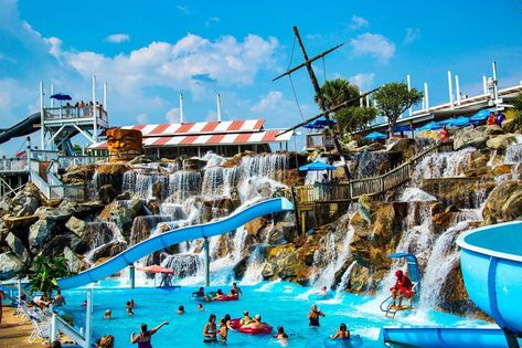 Fun Water Parks, Florida Destin, Destin Florida Vacation, Big Kahuna, Vacation Usa, Us Travel Destinations, Water Adventure, Destin Florida, Adventure Park