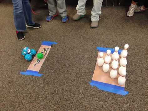 Dash Robot Lessons, Dash Robot Activities, Subtraction Bowling, Dash And Dot Robots, Bee Bot Activities, Bee Bots, Dash Robot, Dot And Dash, Computer Lab Lessons