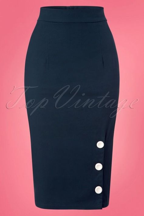 African Chic, Gigi Style, Pencil Skirt Casual, Skirt Inspiration, Clothes For Women Over 50, Corporate Dress, African Print Skirt, Business Attire Women, African Skirts