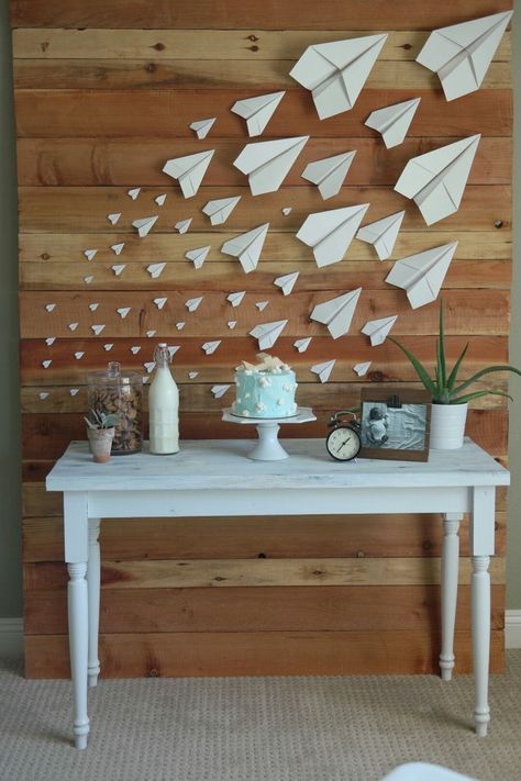 Paper airplane birthday More Pilot Party, Airplane Wedding, Airplane Baby Shower, Planes Party, Travel Party Theme, Airplane Theme, Airplane Decor, Airplane Birthday Party, Airplane Baby