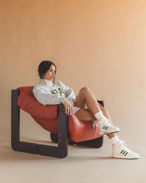 Danie on Instagram: “me for @packer ✨📚🏀” Adidas Forum High Outfit, Forum Mid Shoes, Danie Sierra, Chair Poses, Mid Shoes, Bold Shoes, Chair Pose, Adidas Forum, Classic Looks