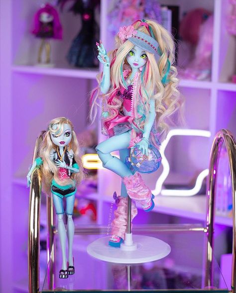 Moonlight Jewel Dolls, Moonlight Jewel, Doll Redesign, Doll Customizing, Monster High Costume, Y2k Princess, Monster H, Doll Customization, Arte Monster High