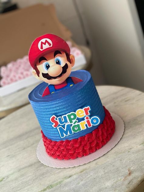 Super Mario Simple Cake, Small Mario Cake, Birthday Cake Mario Bros, Mario Brothers Cake Ideas, Mario Smash Cake, Mario Bday Cake, Super Mario Bros Cake Ideas, Mario Bros Cake Ideas, Simple Mario Cake