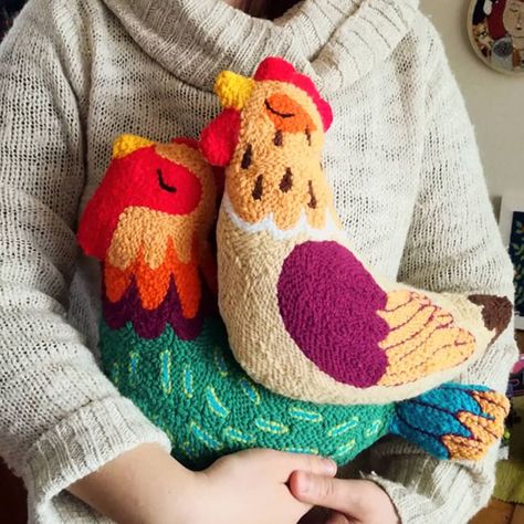 Chicken Pillows, Punch Needle Patterns, Punch Needle Embroidery, Needle Punch, Punch Art, Needle Art, Punch Needle, Rug Hooking, Yarn Crafts