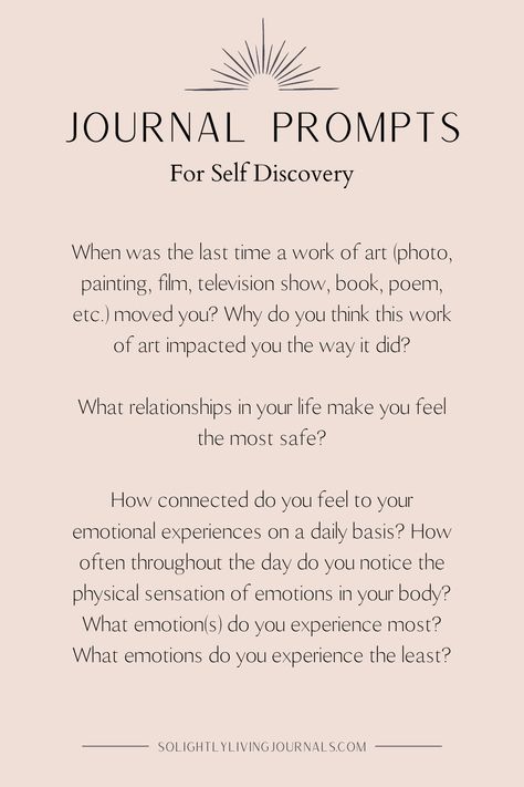 Click for more self discovery prompts. Your relationship with yourself is the most important relationship in your life. We would never expect to maintain a great relationship with another person without conversation & quality time; likewise, maintaining a healthy relationship with ourselves requires intentional engagement. Spend some quality time getting to know you with these journaling questions for self-discovery. Follow @solightlyliving for more journal prompts & journaling ideas! 🤍 Self Reflection Journal Prompts Relationship, Self Discovery Prompts, Questions For Self Discovery, 365 Questions, Prompts For Self Discovery, Prompts Journaling, Mindfulness Journal Prompts, Great Relationship, Relationship With Yourself