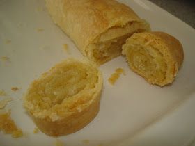 Dutch Banket Recipe, Banket Recipe, Almond Filling Recipe, Dutch Desserts, Almond Paste Recipes, Almond Filling, Marzipan Recipe, Dutch Cuisine, Almond Pastry