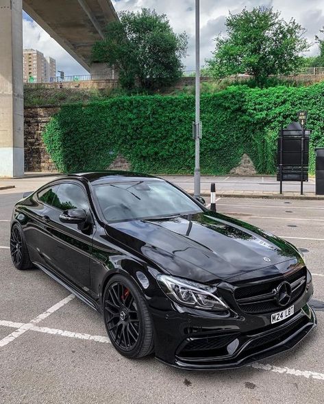 Mecerdes Benz Amg, Mercadies Benz, Mercedes Cle63 Amg, Modded Mercedes, Drive Snapchat, Benz Amg C63, Wallpaper Mercedes, Mercedes Amg C63, Mercedes Benz World