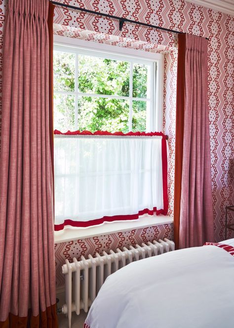 Cafe Blinds, Roman Curtains, Cafe Curtain, Italian Cafe, Net Curtains, News Cafe, Red Rooms, Bachelor Pad, Cafe Style