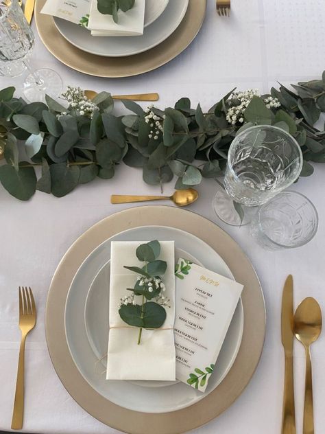 Green Wedding Decorations, Dinner Party Table Settings, Diner Menu, Diner Party, Diner Table, 21 Diner, Fest Temaer, Engagement Dinner, Tafel Decor