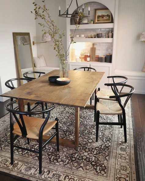 Machine Washable Rugs on Instagram: “This room. 😍👏 (via @lovenida__) Rug: Alessia Dark Wood” Light Wood Dining Table Dark Floors, Dining Room Ruggable, Neutral Rug Dining Room, Under Dining Table Rug, Dining Table Rug Ideas, Dark Wood Rug, Rug Under Kitchen Table, Modern Traditional Dining Room, Modern Country Bedrooms