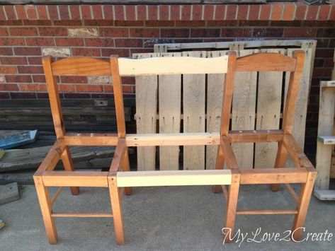 Upcycled Furniture Before And After, Diy Bank, Upcycled Furniture Diy, Wooden Chairs, Old Chairs, Old Chair, Diy Bench, Diy Chair, Household Furniture