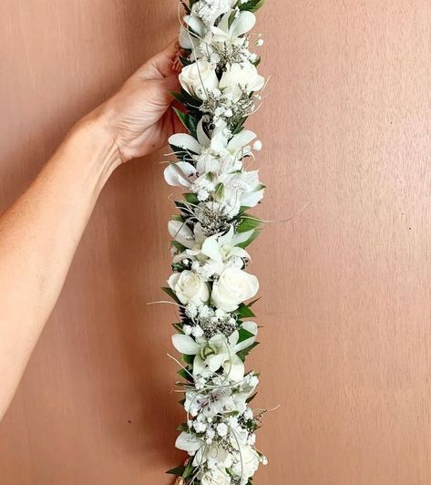 White Haku Lei, Wedding Leis, Wedding Lei, Haku Lei, Graduation 2024, 2024 Ideas, Wedding Garland, Wedding Wall, White Wedding Bouquets